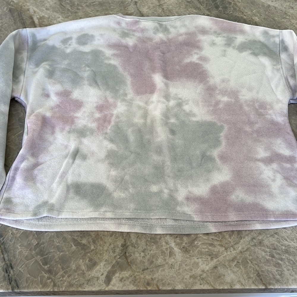 FRIENDS Tie Dye Cropped Sweatshirt, size large - Picture 6 of 10